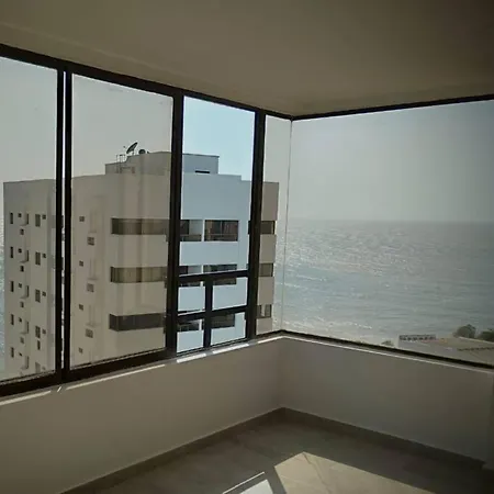 Apartamento Con Estilo, Vista Al Mar Y Al Laguito. Apartamento